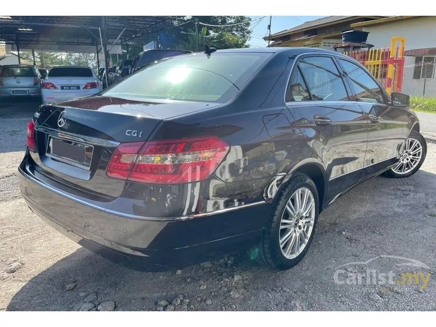 2009 Mercedes-Benz E200K Elegance Sedan