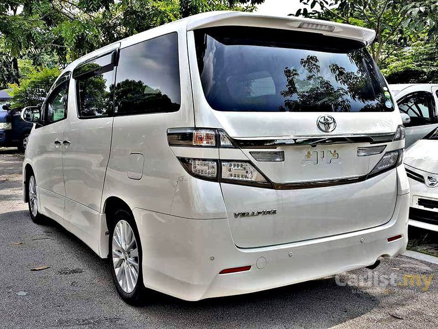 Toyota vellfire 2012