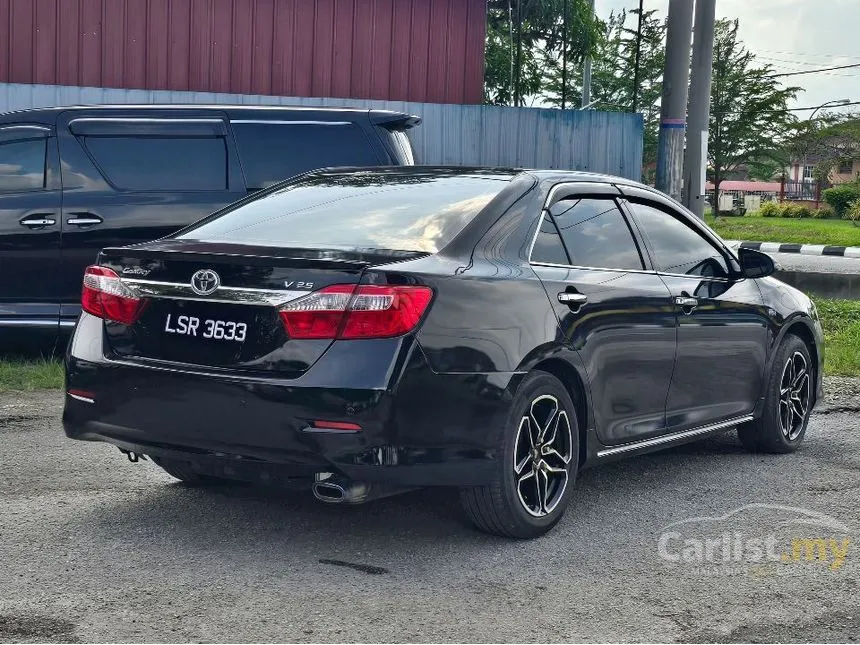 2012 Toyota Camry V Sedan