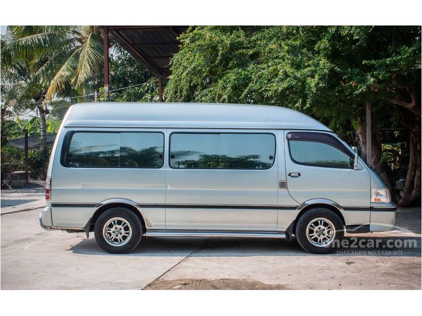 Toyota hiace 2002