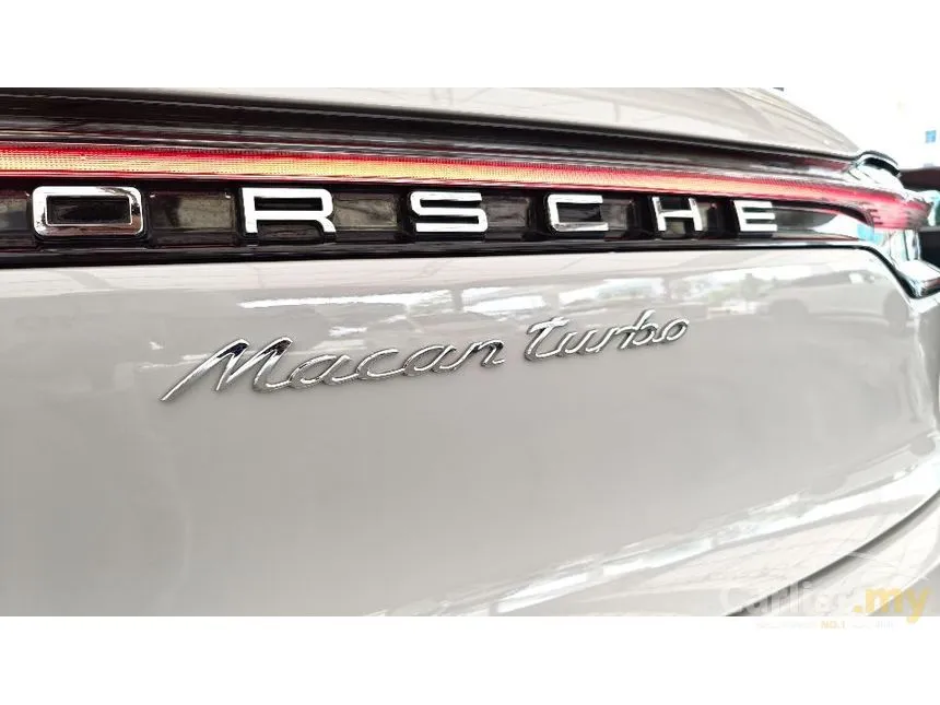 2021 Porsche Macan Turbo SUV