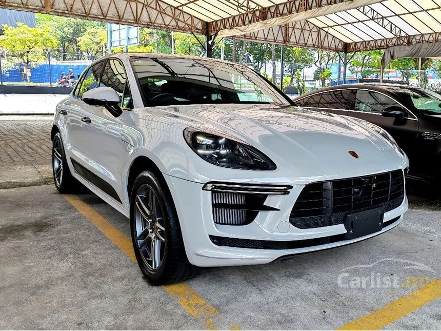 2021 Porsche Macan Turbo SUV