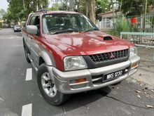 2003 Mitsubishi Storm 2.5 L200 GLX Pickup Truck