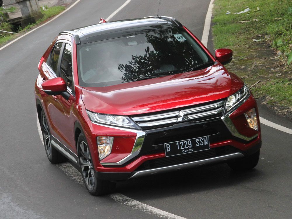 Mitsubishi Eclipse Cross 2020 Lawan Berat Honda CR-V, Ini Fitur dan Keunggulannya