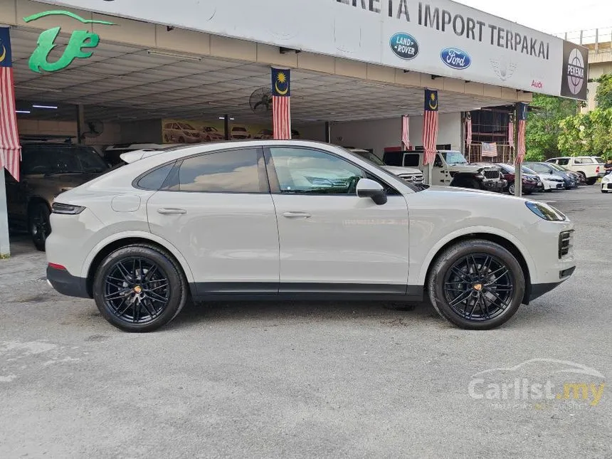 2023 Porsche Cayenne SUV
