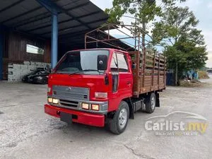 2002 Daihatsu Delta 2.8 V58 Standard Wooden Lorry