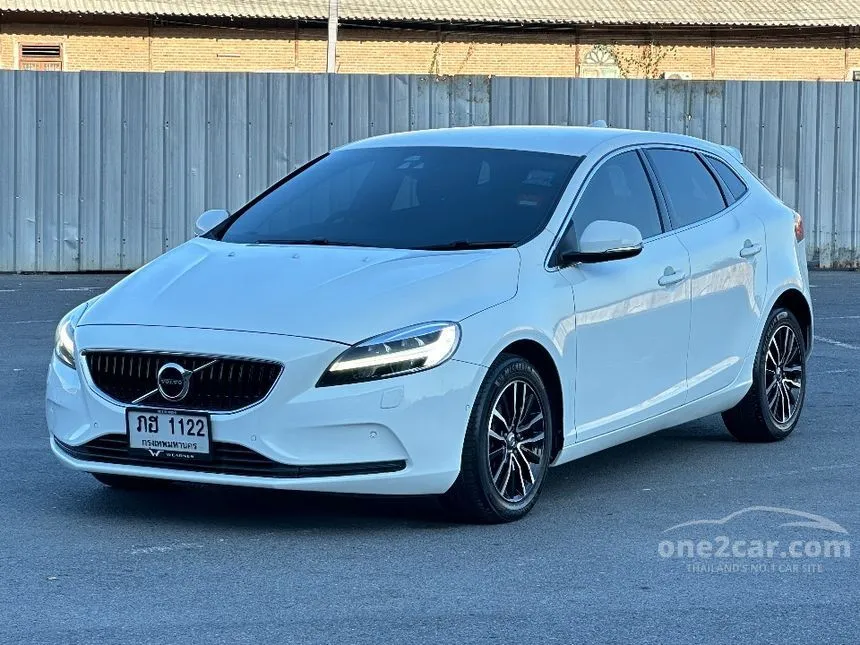 2017 Volvo V40 T4 Wagon