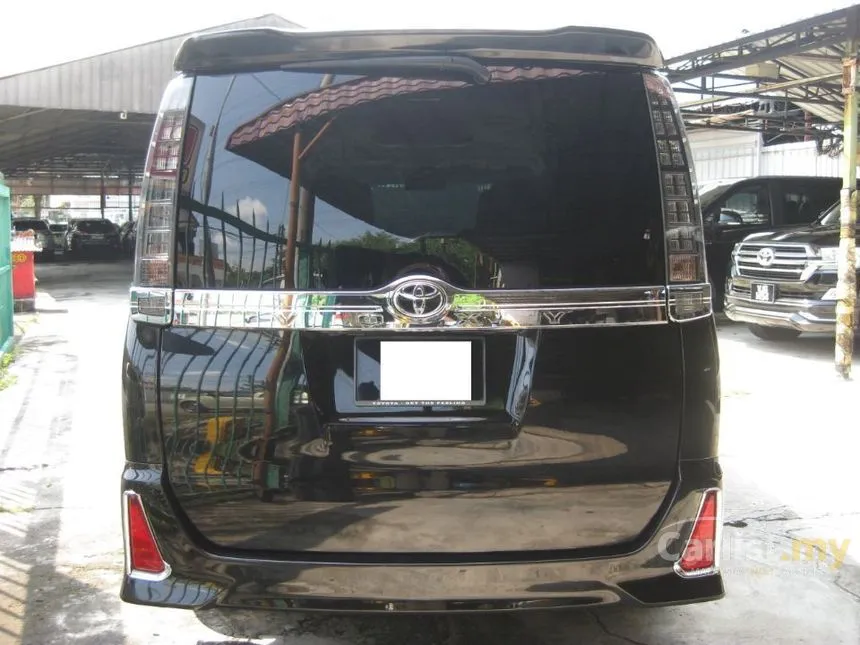 2016 Toyota Voxy GS MPV