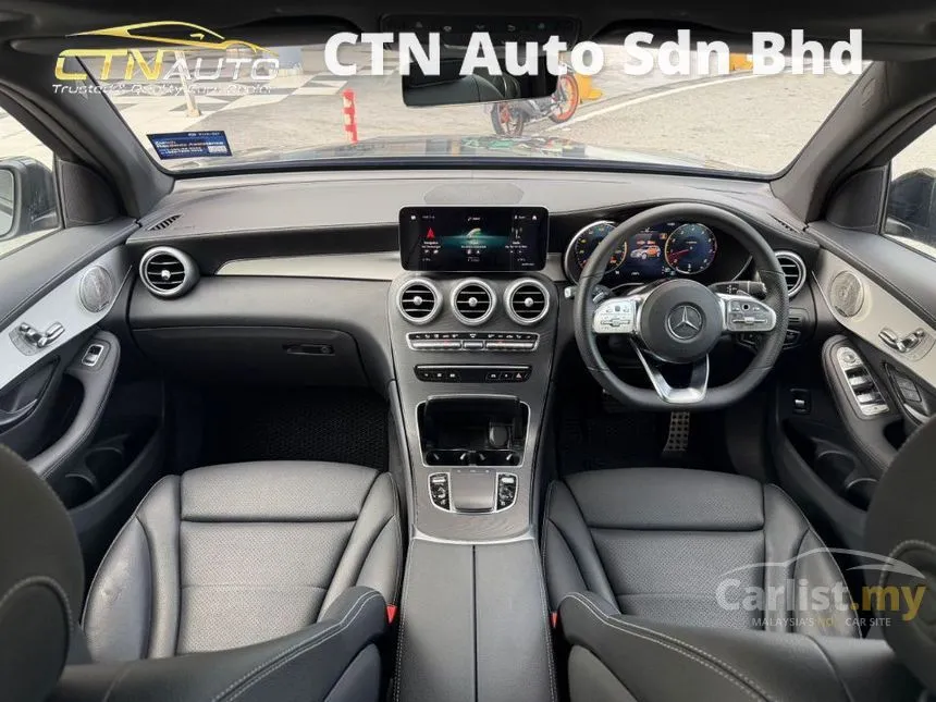 2021 Mercedes-Benz GLC300 4MATIC AMG Line SUV