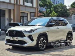2023 Toyota Yaris Cross 1.5 S HV (2 Tone) with GR Parts Aero Pkg SUV