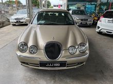 1999 Jaguar S-Type 3.0 Luxury SWB Sedan