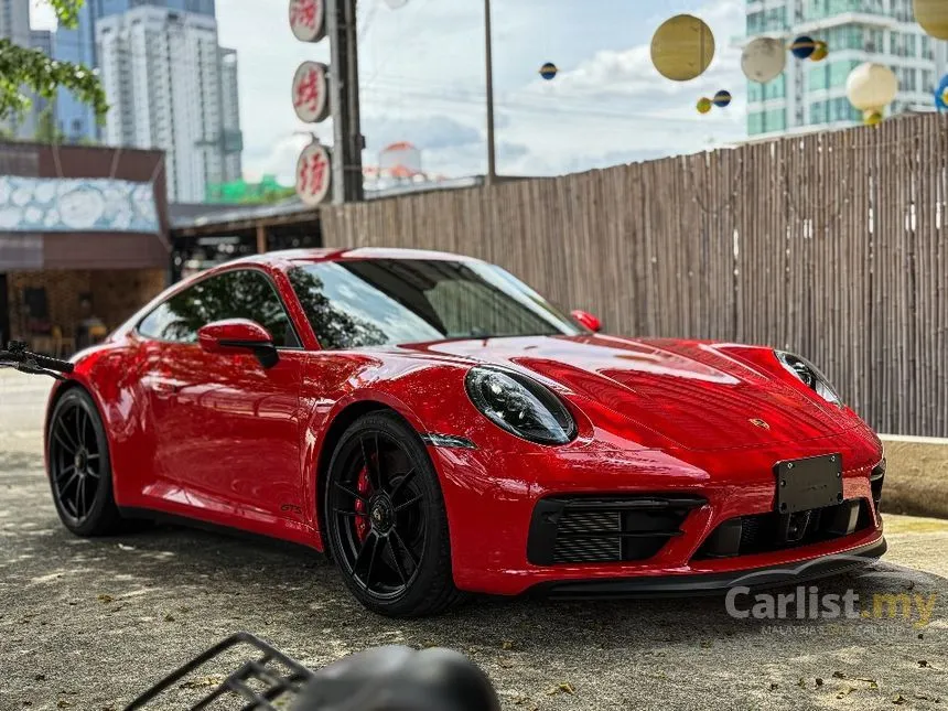 2022 Porsche 911 Carrera GTS Coupe
