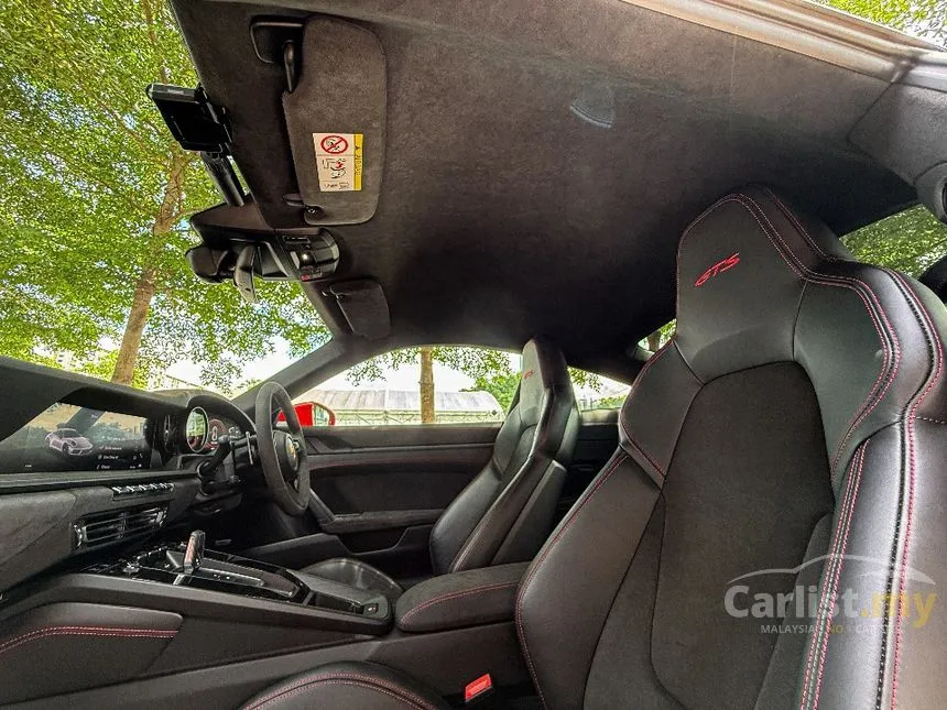 2022 Porsche 911 Carrera GTS Coupe