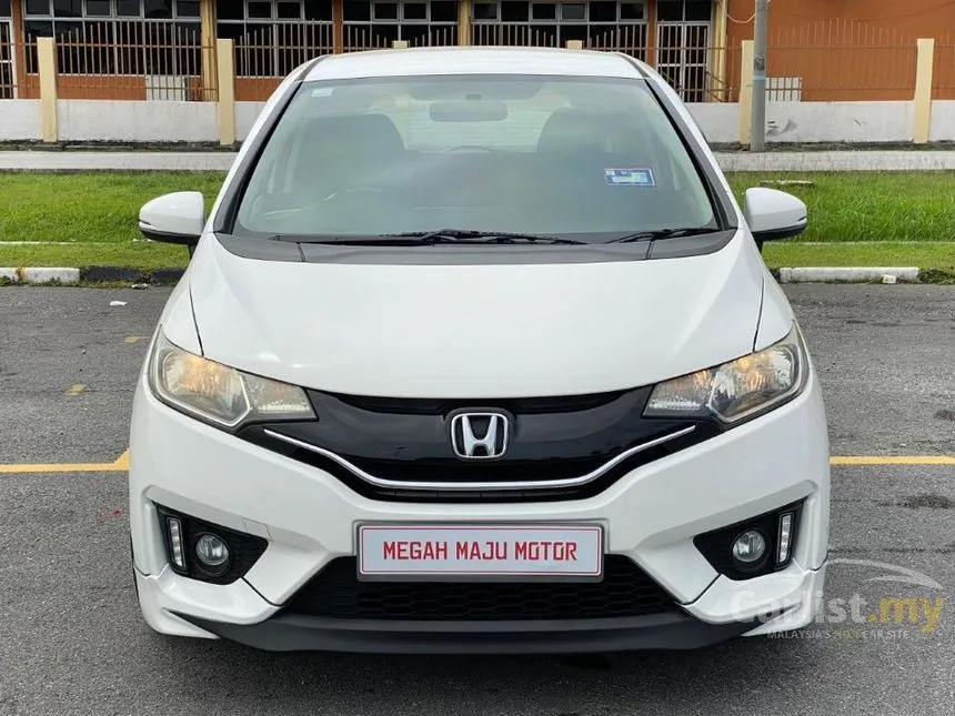 2015 Honda Jazz V i-VTEC Hatchback