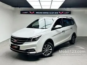 2018 Wuling Cortez 1.8 L Lux+ MPV