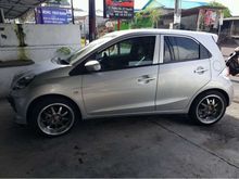 2015 Honda Brio 1.2 Satya E Hatchback