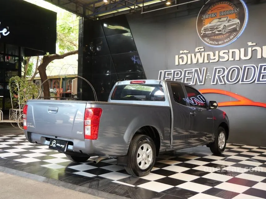 2013 Isuzu D-MAX L Space Cab Pickup