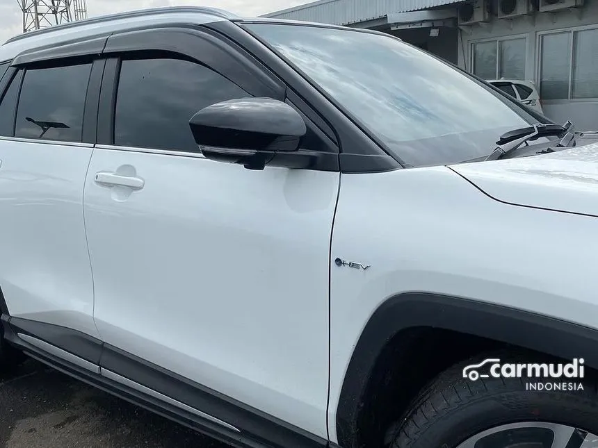 2025 Toyota Yaris Cross S HV with GR Parts Aero Pkg(Prem Clr) SUV