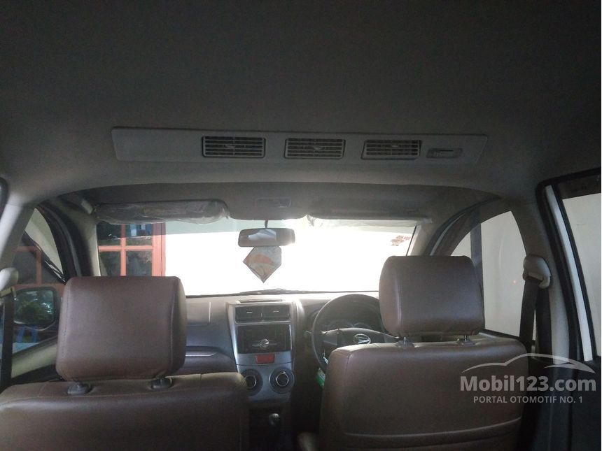2016 Daihatsu Xenia X MPV