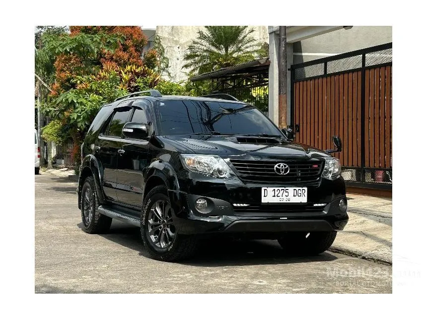 Jual Mobil Toyota Fortuner 2014 G TRD 2.5 di Jawa Barat Automatic SUV Hitam Rp 289.000.000