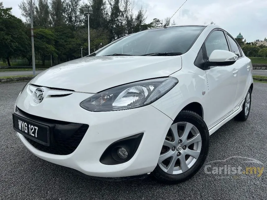 2013 Mazda 2 V Sedan