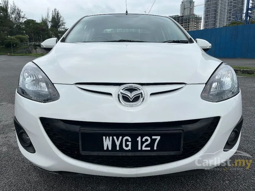 2013 Mazda 2 V Sedan