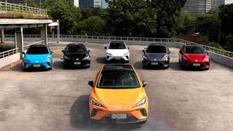 Harga MG4 EV Turun Rp266 Juta Usai Dirakit Lokal! Ada yang Berani Mengikuti?