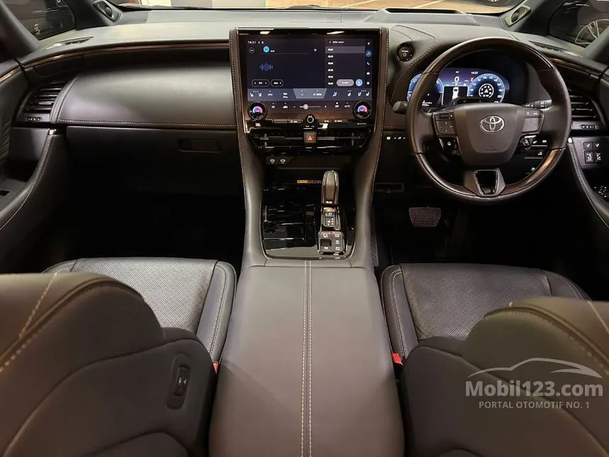 2024 Toyota Alphard HEV (Premium Color) MPV