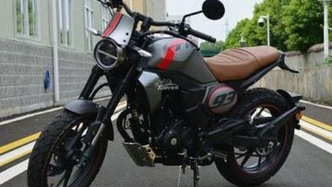 Honda CB190TR Hadir dengan Nomor Marquez