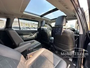 2024 Toyota Kijang Innova Zenix 2.0 Q HV TSS Modellista (Non Premium Color) MPV