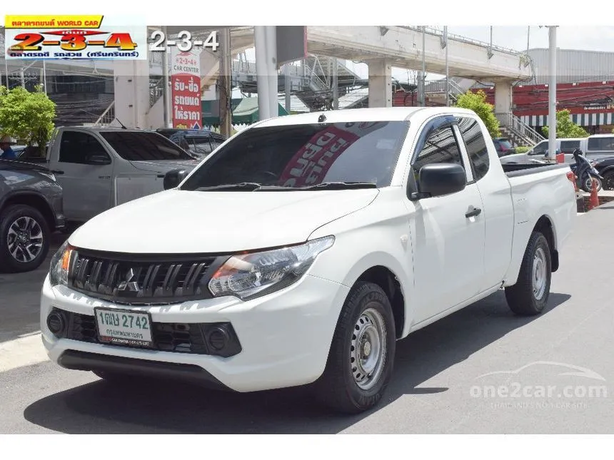 2016 Mitsubishi TRITON GL Mega Cab Pickup