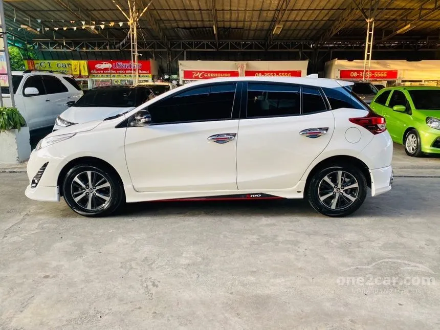 2020 Toyota Yaris High Hatchback