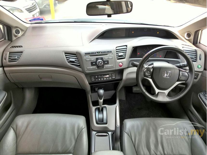 Honda Civic 2013 S i-VTEC 1.8 in Kuala Lumpur Automatic 
