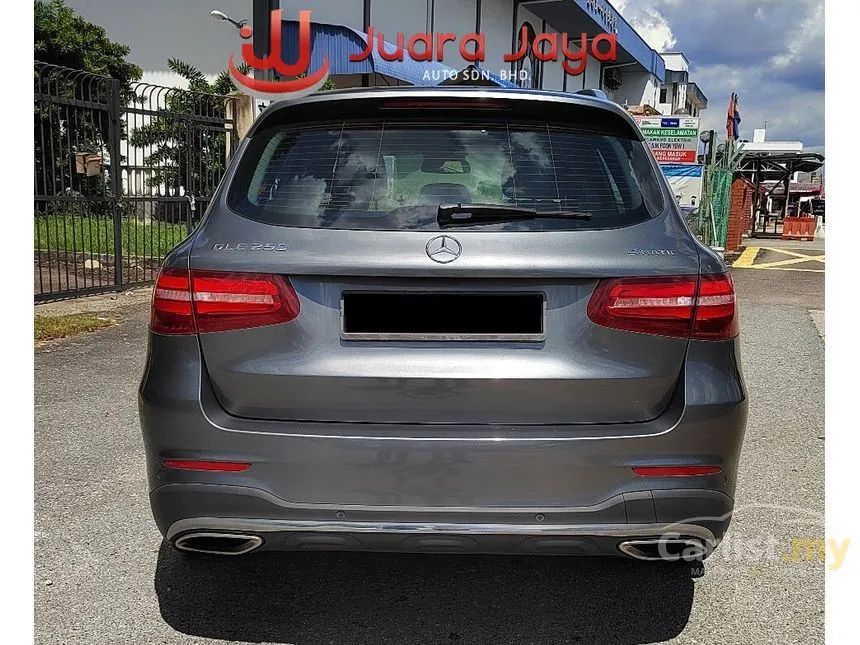 2017 Mercedes-Benz GLC250 4MATIC AMG Line SUV
