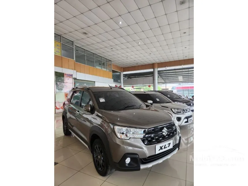 Jual Mobil Suzuki XL7 2024 BETA Hybrid 1.5 di Banten Automatic Wagon Abu