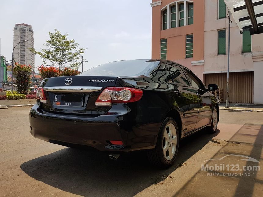 Jual Mobil  Toyota Corolla Altis  2010 V 2 0 di DKI Jakarta 