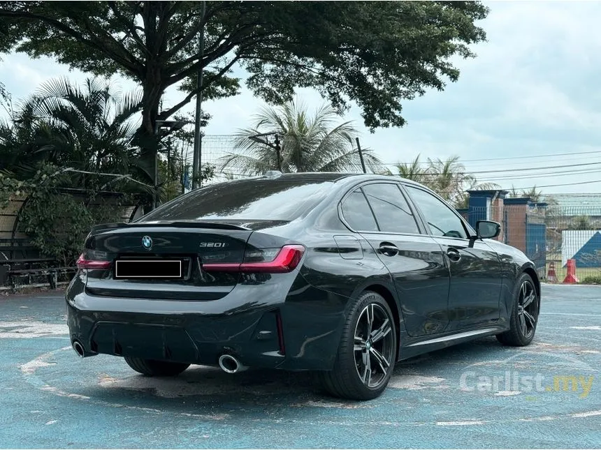 2023 BMW 320i M Sport Sedan