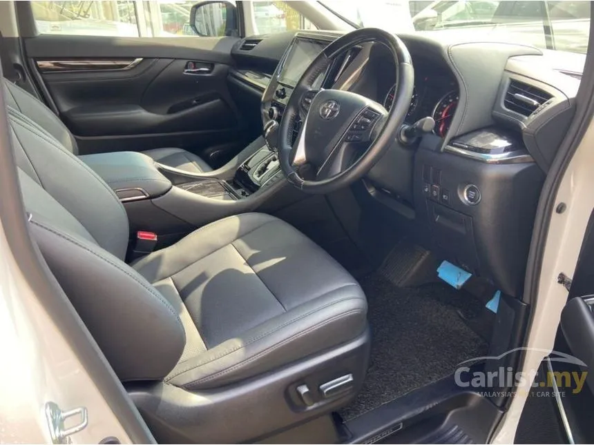 Recon 2020 Toyota Alphard 2.5 SC TRD BODYKITS DISPLAY AUDIO MPV ...