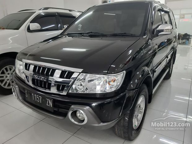 Isuzu Panther  GRAND  TOURING  Mobil  Bekas Baru dijual di 