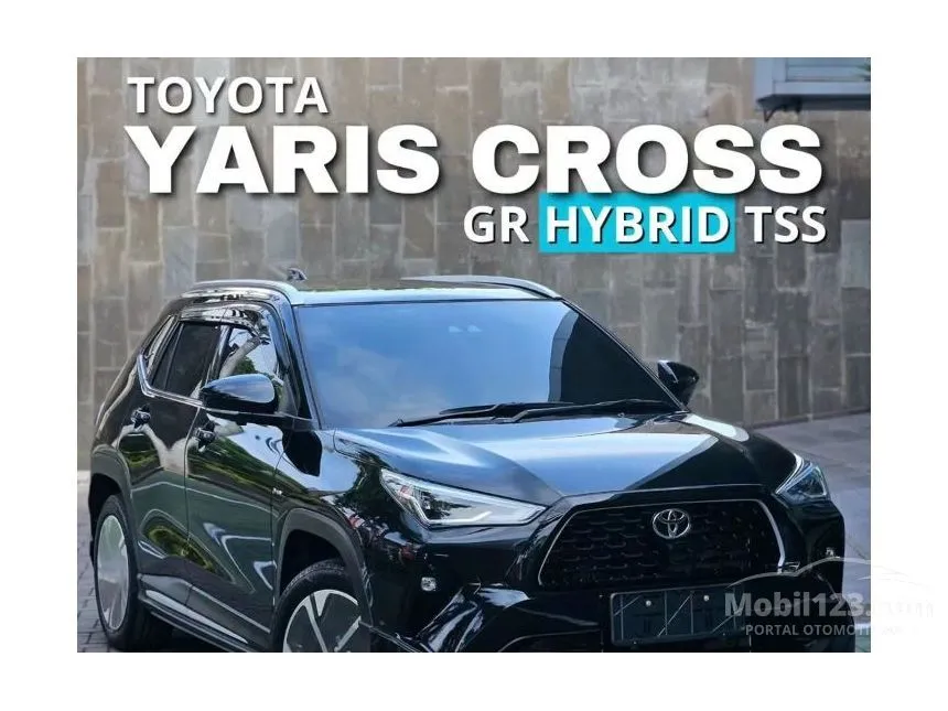 Jual Mobil Toyota Yaris Cross 2023 S HEV GR Parts Aero Package 1.5 di Banten Automatic Wagon Hitam Rp 440.600.000