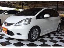 2010 Honda Jazz 1.5 (ปี 08-14) SV i-VTEC Hatchback AT