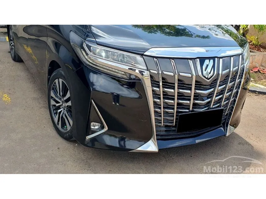 2018 Toyota Alphard G MPV