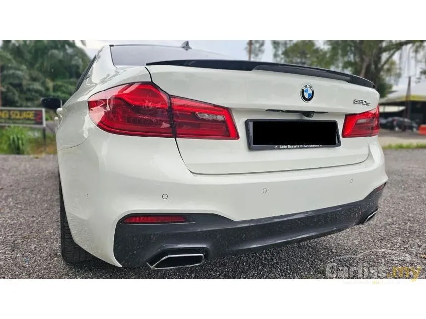 2019 BMW 530e M Sport Sedan