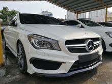 Mercedes-Benz CLA45 AMG 2.0 4MATIC SUNROOF EDITION 1 14UNREG