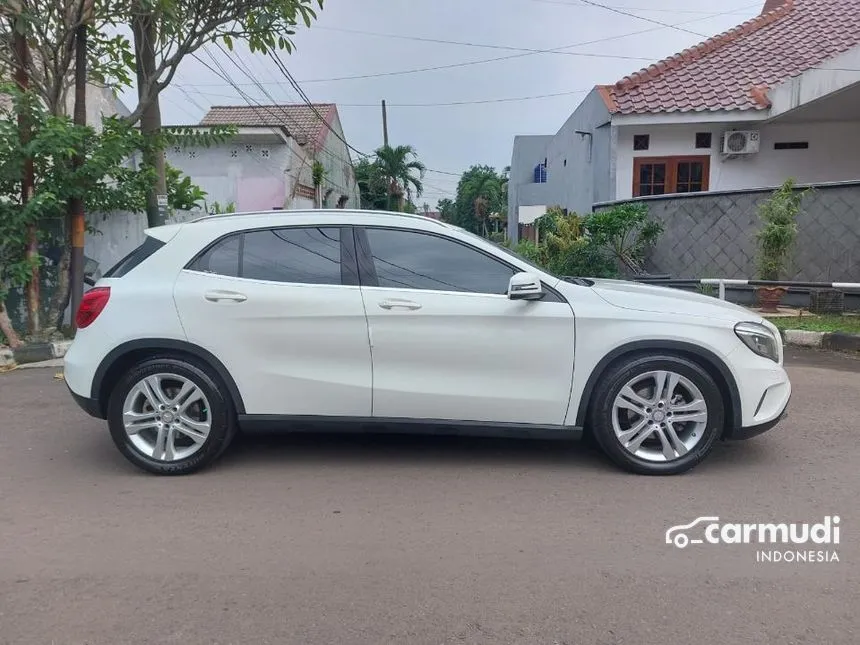 2015 Mercedes-Benz GLA200 Urban SUV