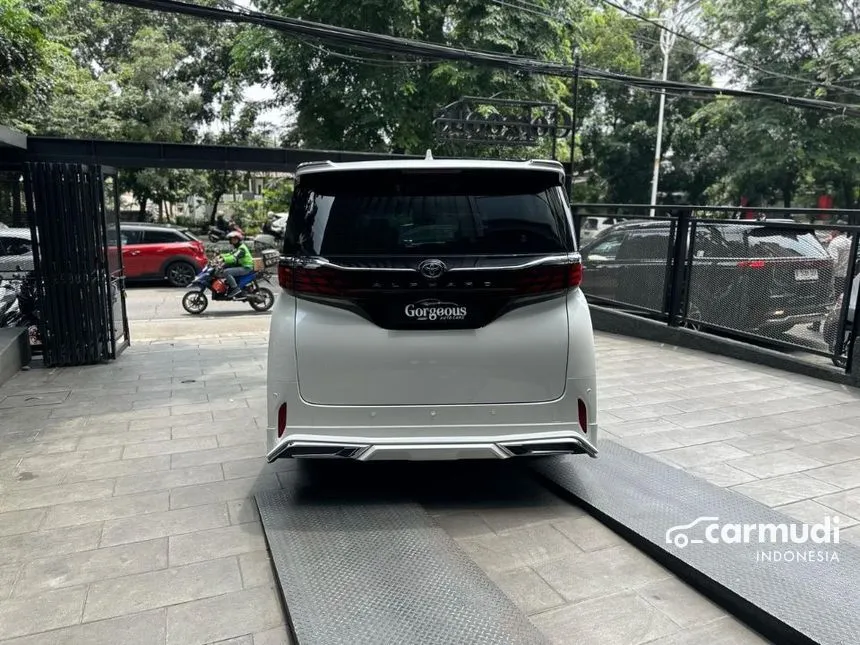 2024 Toyota Alphard G MPV