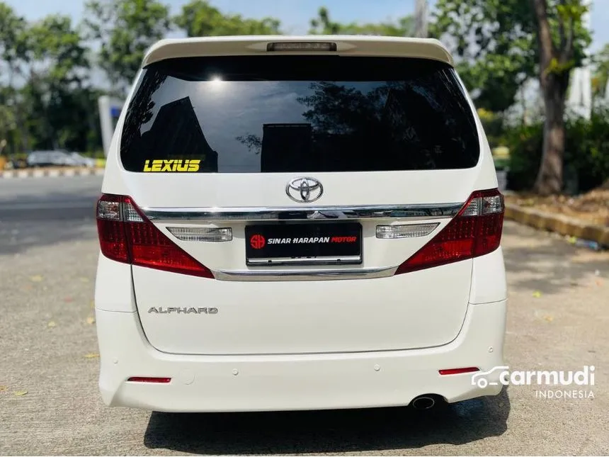 2013 Toyota Alphard SC MPV