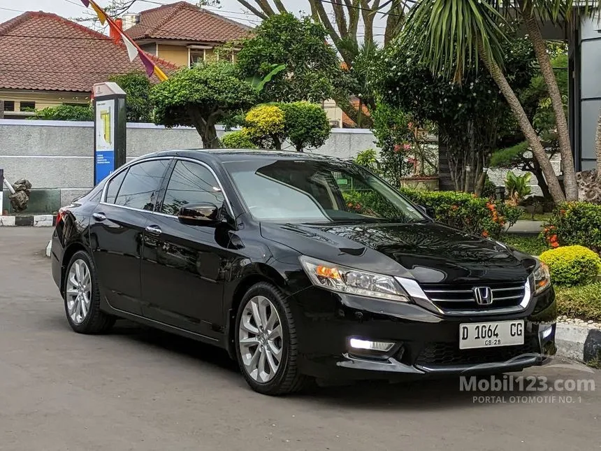 Jual Mobil Honda Accord 2013 VTi