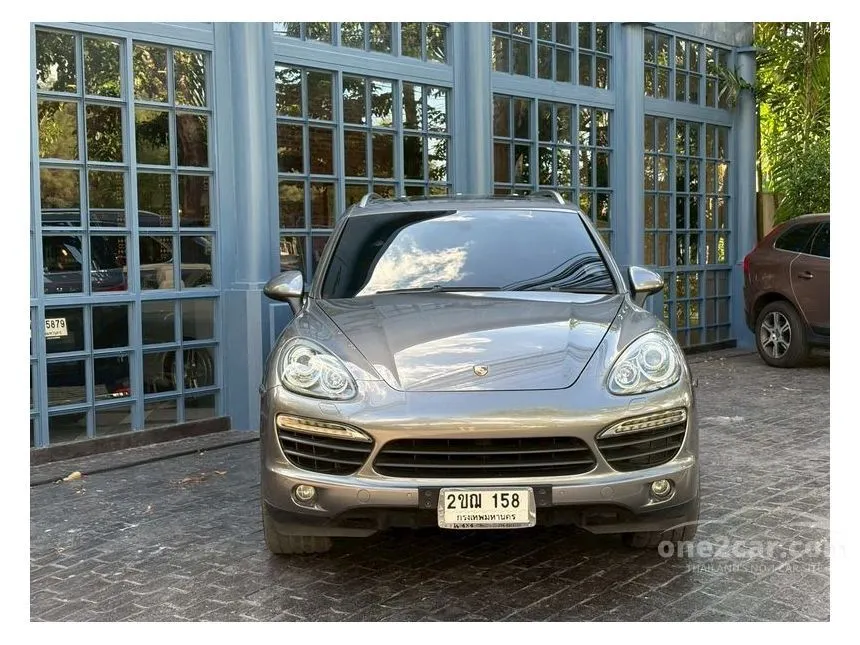 2012 Porsche CAYENNE S Hybrid SUV