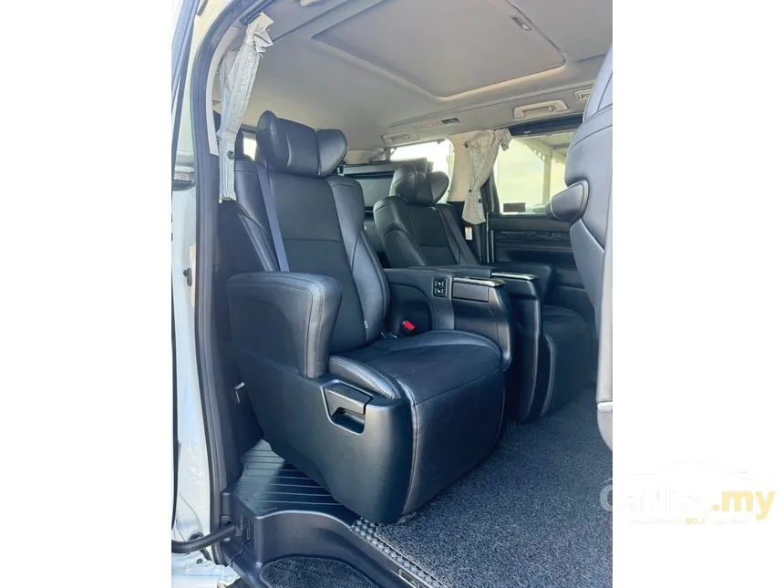 2018 Toyota Alphard MPV